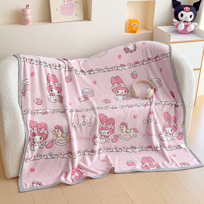 150x200 Hello Kitty Strawberry - Home Textiles & Furnishings ulasan dan harga